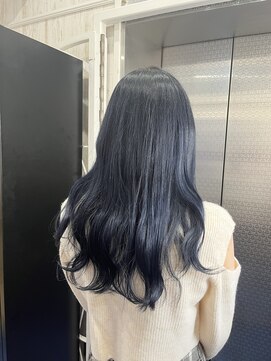 ホワイト 梅田(white) 【COCO】◎ブルーブラックカラー