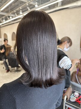 ラルム 新宿(LARME) 透明感の7トーン寒色系グレージュ