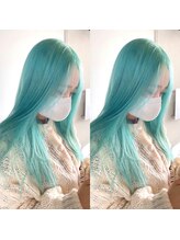 今までのカラーに満足できない！そんな方に全頭ブリーチならではの感動の透明感を♪