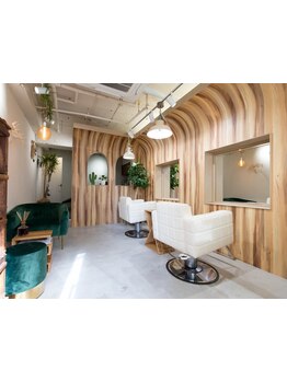 仕事もプライベートも抜かりない30代男性へ！ON/OFFキマる好印象スタイルは《D-ZONE＋》にお任せ！