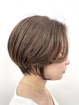 ヒール 銀座(heel) 大人可愛いひし形ハンサムショートボブ前下がり