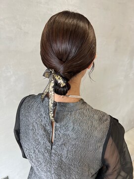 サムシング(Something.) シンプルシニヨン