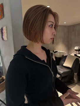 ハウ 心斎橋(how) 冬カラー切りっぱなしボブ×ミルクティーベージュことりベージュ