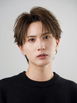 オーシャントーキョーオーバー 渋谷(OCEAN TOKYO OVER) フェザーパーマニュアンスパーマセンターパートショート