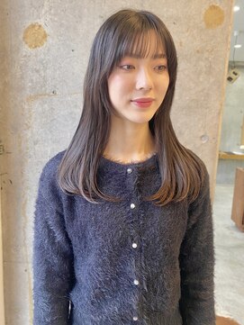 シーモアアンドサンズ(Seymour and Sons) 前髪カット