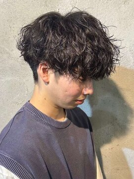ニアウ 高崎店(Niau) MEN’S HAIR/シャドウパーマ/刈り上げセンターパート/群馬高崎