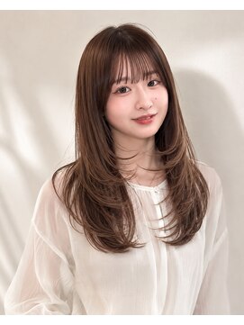 ベル 新宿(Belle) 夏ヘア ベージュカラー レイヤーカット 新宿 顔まわりカット