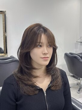 ザ アクネ 岡崎竜美丘店(THE ACNE) レイヤー_ハッシュカット_顔周り