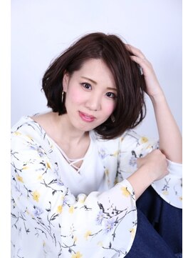 ラグノ(RAGNO) ライラックグレージュのヴェールで透け感をプラスしたメロウボブ