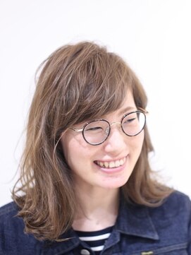 ザ ブレンド(the' Blend) ふんわり外ハネスタイル