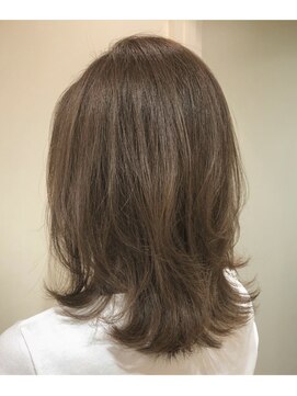 テラス アヴェダ 大丸心斎橋店(Terrace AVEDA) ミディアム