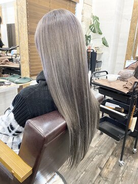 リリー シブヤ(Lilly shibuya) 【Lilly渋谷】#グレージュ #スーパーロングエクステ #ブリーチ