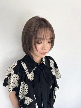 トイロ(toiro) グレージュ×抜け感ボブ