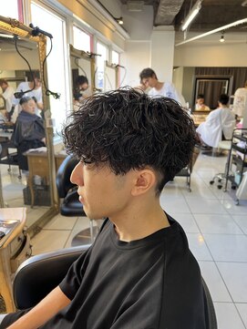 アイズ 海老名(AIZU) 波巻きツイストスパイラルパーマ 波巻きパーマ ツイストパーマ