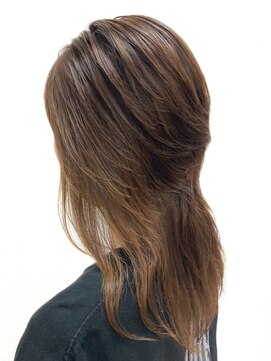 黄ぐまくん美容室 ロング　レイヤー