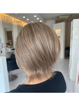 ケーアンドケー(K&K) 透明感たっぷりハイトーンベージュ