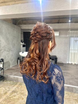 レゴ(REGO) 顔回りお写真映え☆ハーフアップ