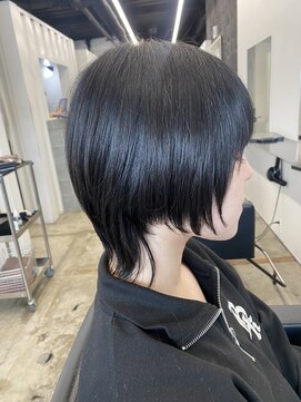 ココ 本八幡(KOKO) □＃顔まわりレイヤー＃レイヤーカット＃ウルフ