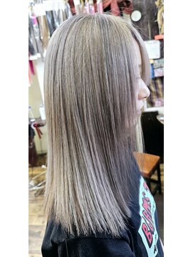 ヘアーメイク デコ トウキョウ 大島店(hair make Deco. Tokyo) カフェモカ　カラーに　ハイブリッドエクステ　５０本ヽ(^。^)ノ