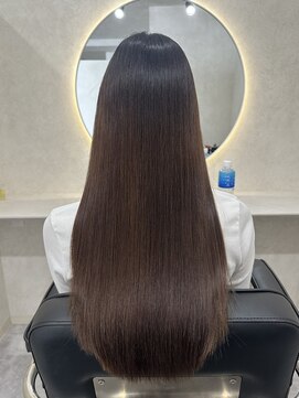 ホワイト(WHITE) 縮毛矯正 美髪矯正 髪質改善ロングヘア