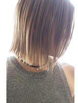 シェアーズ(shares)&nbsp;切りっぱなしボブ×オリーブグレージュ