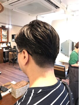 ヨナサン(Yona Saint) 結婚式前のカット