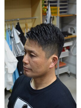 イカラシ(IKARASHI) ベリーショート