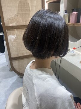 エレン 池袋(ElEn.) ショートボブ/ショート/エレン池袋/小顔カット