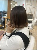 切りっぱなしボブ ぷつっとボブ ハイライトカラー