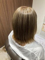 アンビ(ambi) シャドールーツ