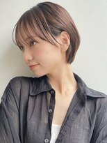 トルネード(TORNADO)&nbsp;輪郭カバー似合わせ耳掛けショートボブ ピンクベージュ A0428