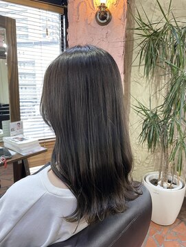 ロッソバイアルター 鎌取(ROSSO by aL-ter) 【ホワイトグレージュ/ミニウルフ/チェリーブラウン】千葉香奈