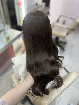 ユーフォリア エヌ 池袋サンシャイン通り店(Euphoria +n) 赤み消しオリーブベージュ♪♪