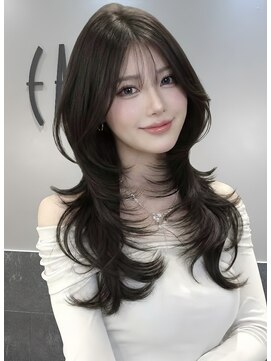 アース 大曽根店(HAIR&MAKE EARTH) 20代30代◎冬の暗めカラー×ハッシュカットで小顔美人