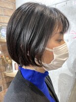 マノハル(MANOHARU)&nbsp;ストレートパーマ黒髪ショートボブ ミニボブ シースルーバング