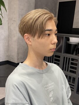 シャイン 大宮(SHINE) メンズカット/パーマ/ヘッドスパ/ブリーチ/眉毛/韓国/大宮/Men's