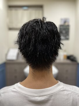 グレイスフルバーバー 赤坂見附店 ソフトツイスト(赤坂/床屋)