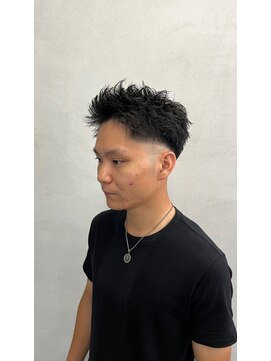 キング 高槻(K!ng) 縮毛矯正髪質改善ハイライトレイヤーカット高槻美容室エクステ