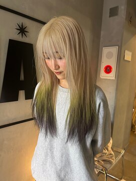 ジーナ(XENA) イメチェンヘアスタイル　デザインカラー