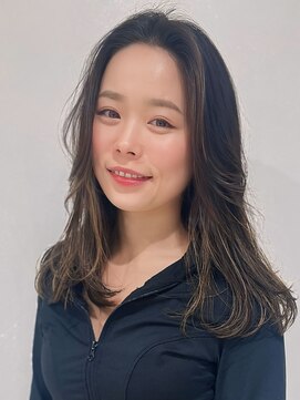 エアー 青山(AIR) レイヤーカット髪質改善海外風透明感カラーハイライト学割