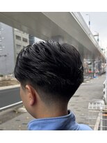 フォーコーナーズ(Four Corners)&nbsp;スキンフェードツーブロック刈り上げジェットモヒカンマンバン