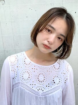 メイクス 表参道(MAKE'S omotesando) 大人かわいい 内巻きボブ オリーブベージュ 黒髪でもOK