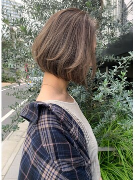 トルネード(TORNADO) ミニボブバレイヤージュハニーベージュ