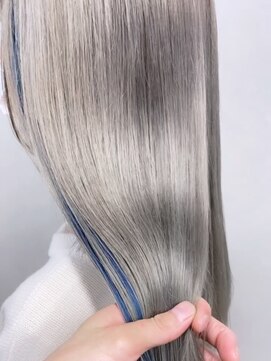 シーク 天神(SEEK) 【SEEK茶木】ホワイトシルバー×ブルー