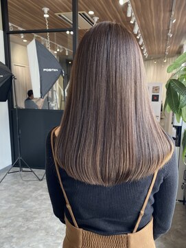 アットラップレーヴ(attrape-reve) 【attrape-reve】透明感たっぷりナチュラルな艶髪カラー