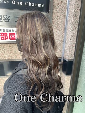 ワンシャルム(One Charme) ブリーチなしhighlight(ブリーチ)＋シルバーベージュ