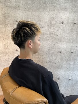 宮崎理容院 並木坂店 ハイライトカラー　テーパーフェード