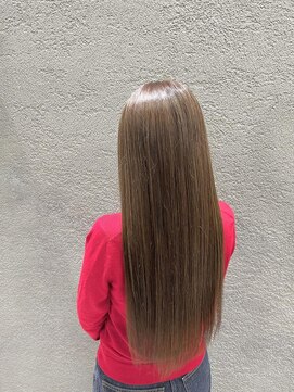 ラヴリア クルメ(LOVERIA KURUME) 細めハイライト ベージュ系カラー