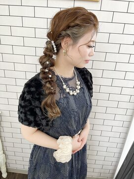 リール(THE RIRE.) *THE RIRE. 結婚式お呼ばれ×編みおろしアレンジ*