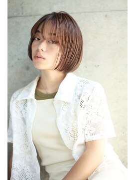 ファム(FAM) ボブ　ワイドバング　地毛風ストレート　代官山　中目黒　恵比寿